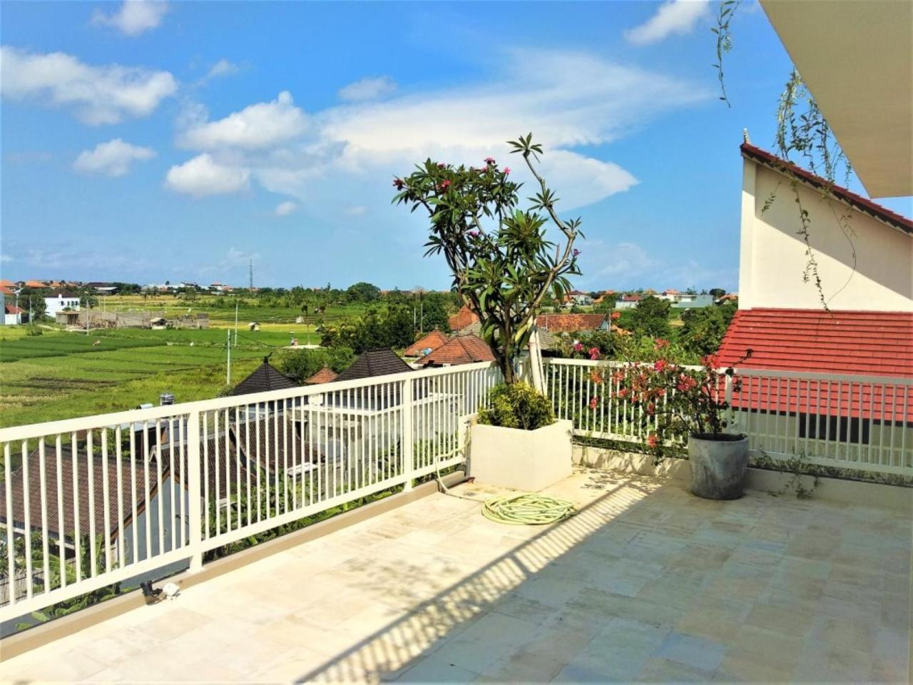 Rumah Padi Luxury Guest House Canggu Extérieur photo